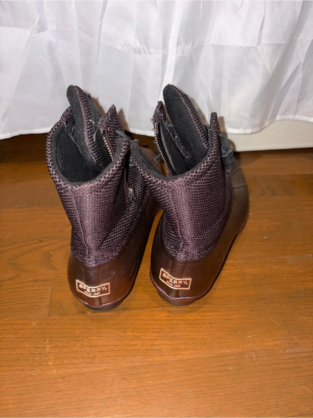 Sperry Women's Lace-Up Waterproof Boots in Plum/Black